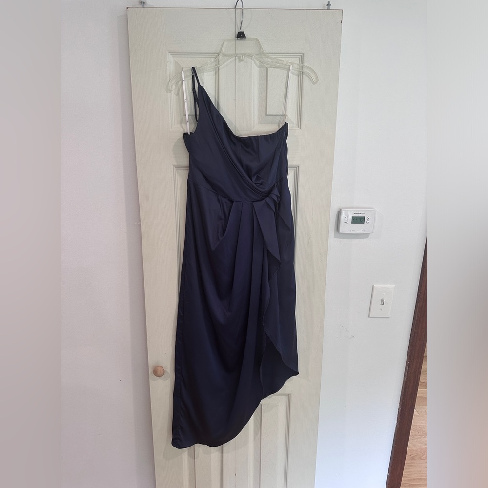 Lulus mid length navy blue wedding guest dress